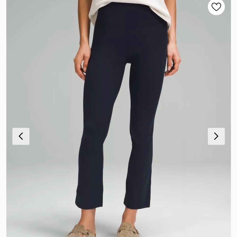 NIB lululemon Align High-Rise Mini-Flare Pant
Extra Short BLACK